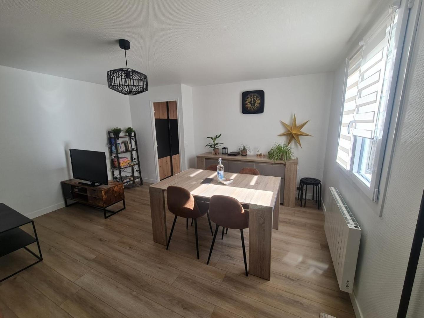 Besancon Appartement T2 Sur Cour Interieure Proximite Gare Luaran gambar